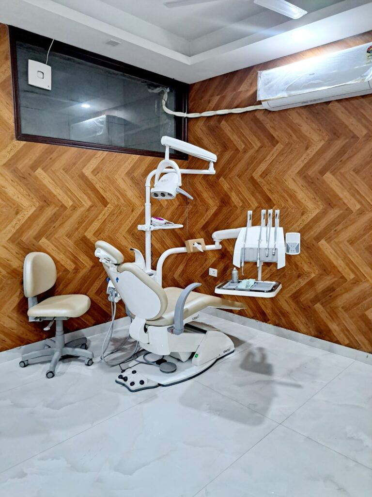 Best Dental Clinic in South Delhi - Makkar's Multispeciality Dental Clinic